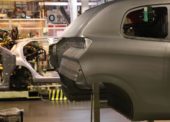 Toyota v Kolíně dočasně zastaví výrobu
