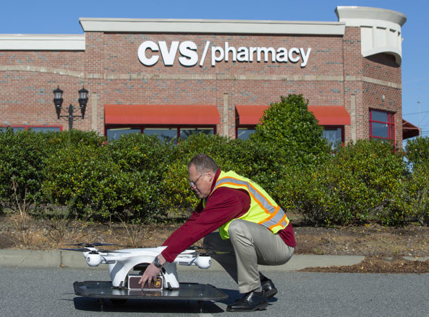 UPS začne používat drony pro doručování léků na předpis seniorům na Floridě