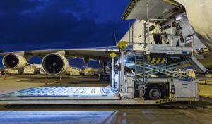 Provoz nákladních charterových letů mezi Asií a Evropou pokračuje