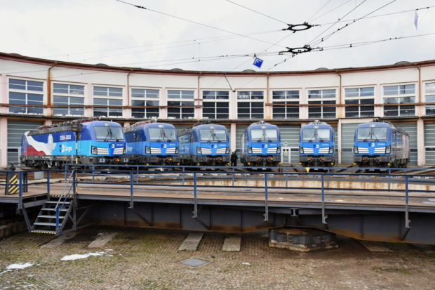 ČD Cargo objednává u firmy Siemens Mobility deset lokomotiv Vectron MS