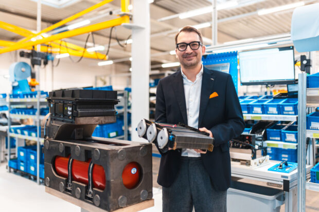 Still zahájil v Hamburku sériovou výrobu palivových článků