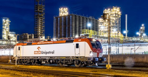 Orlen Unipetrol Doprava si pořídí čtyři nové lokomotivy Siemens Vectron MS řady 383